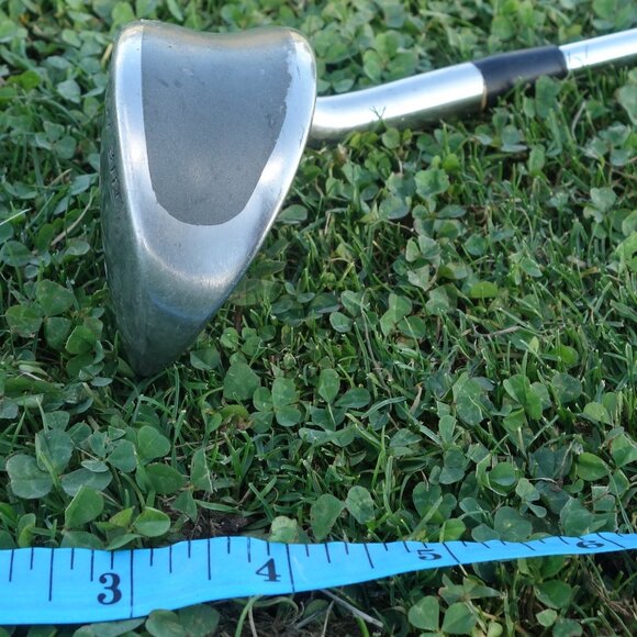 acclaim Right Handed Sand Wedge The Accurate Weapon with Gold Pride Tour Wrap - Picture 7 of 14